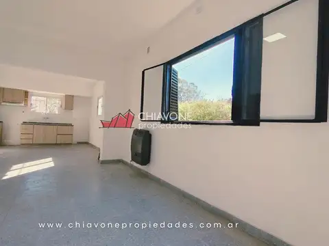 Casa en Alquiler con 1 cochera