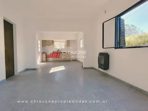 Casa 3 ambientes con 1 baño