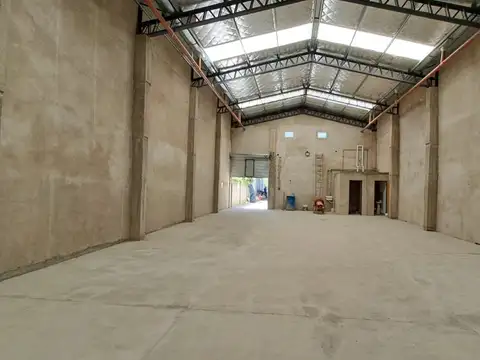 Galpon en Alquiler en Ituzaingo Norte, $ 2.500.000