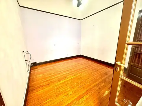 Depto Tipo Casa en Venta 44 años