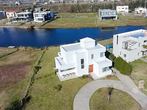 RP25, Provincia de Buenos Aires Barrio el Naudir Lote al 100