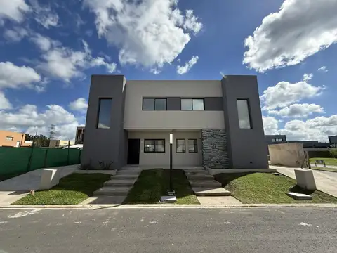 Casa en Spring Park