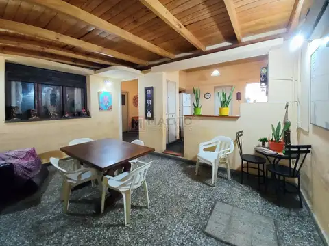 Depto Tipo Casa en Venta de 4 ambientes