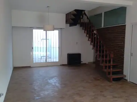 Depto Tipo Casa en Venta en Merlo, USD 105.000