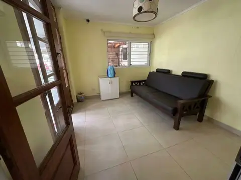 VENTA CASA 4 DORMITORIOS SAUCE VIEJO