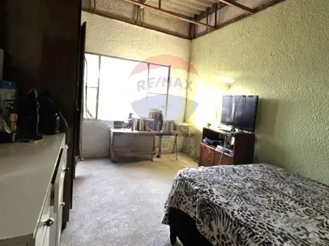 Casa, 2 dormitorios, se vende.