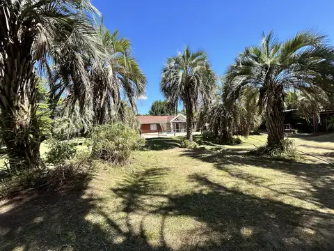 Quinta en Venta en Luis Guillon, USD 300.000