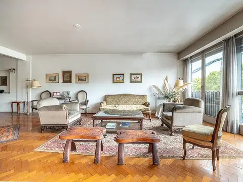 Departamento en Venta de 6 ambientes