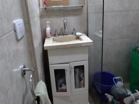 Venta monoambiente - Av. Rivadavia al 9600 - Apto profesional