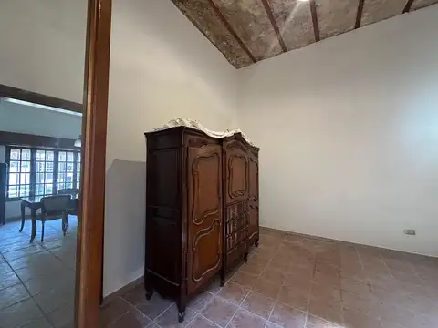 Depto Tipo Casa en Venta 82 años