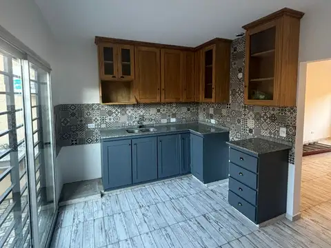 Depto Tipo Casa 3 ambientes con 1 baño