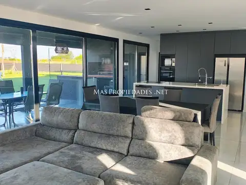 Casa en Venta en Canning, USD 298.999