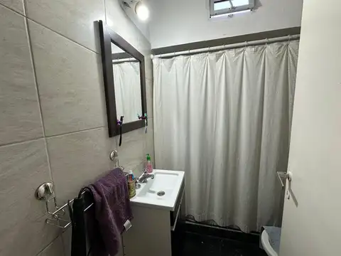 Depto Tipo Casa en Venta con 1 cocheras