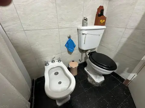 Depto Tipo Casa 4 ambientes con 2 baños