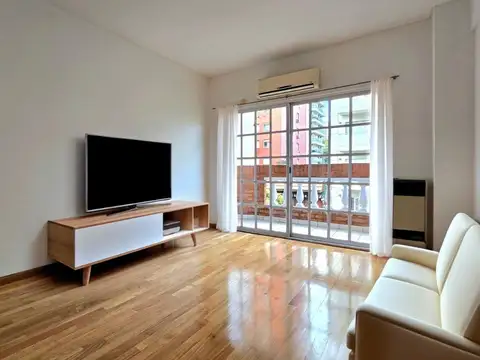 Semipiso 3 ambientes en Villa Urquiza. Apto Crédito!