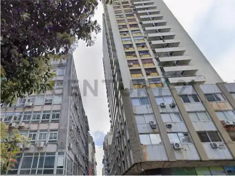 Suipacha 200, Piso 9