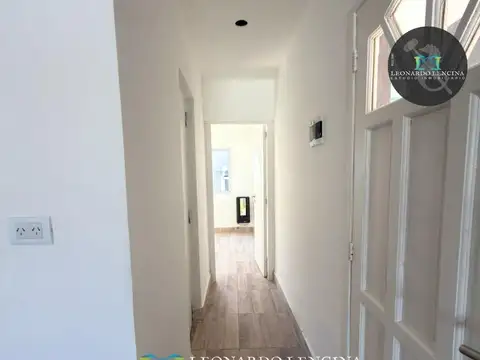 Depto Tipo Casa 2 ambientes con 1 baño
