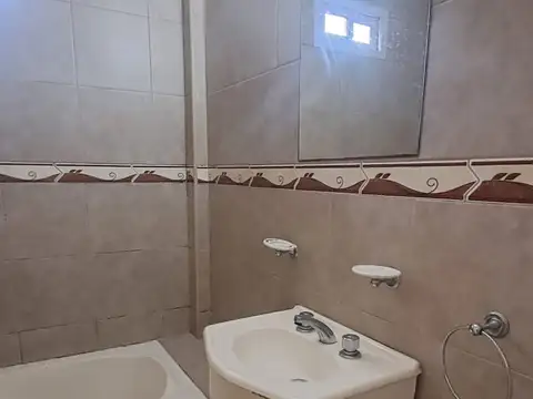 DEPARTAMENTO 2 AMBIENTRE CON BALCON FRANCES (CENTRICO).REF.926