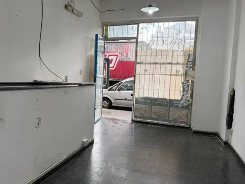 Local comercial en alquiler ubicado en Boedo
