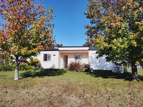 Casa en Venta con 2 cocheras