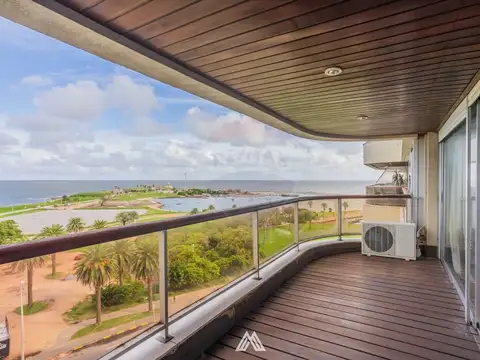 VENTA RAMBLA PUNTA CARRETAS 3 Y SERVICIO DOBLE GGE