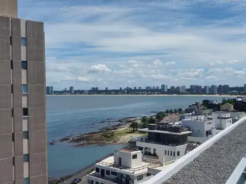 Departamento en Venta de 6 ambientes