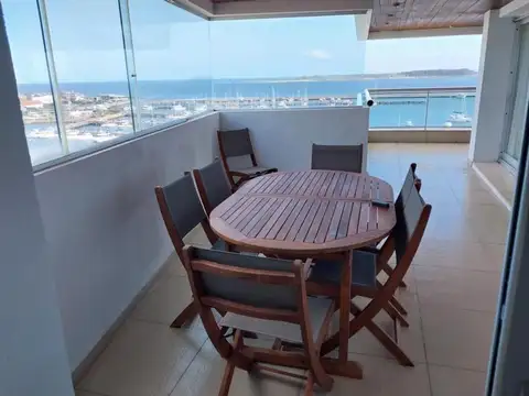 Departamento 6 ambientes con 7 baños