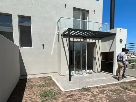 Venta Dúplex 3 Dorm. Housing del Boulevard - DOCTA!