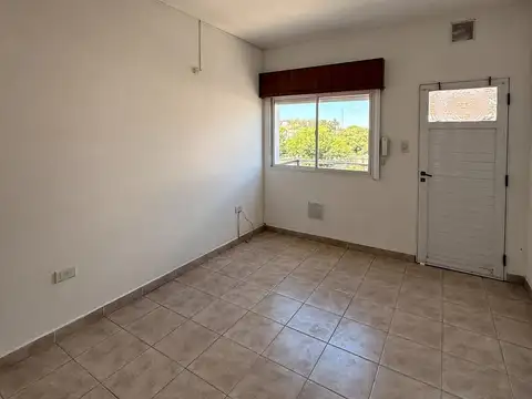 Lamadrid 100, Piso 2