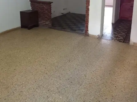 Casa en Venta en Quilmes, USD 115.000