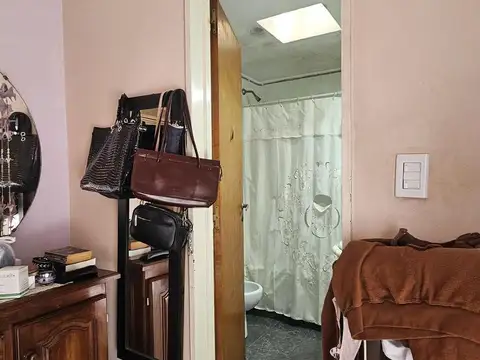 Depto Tipo Casa en Venta en Paternal, USD 180.000