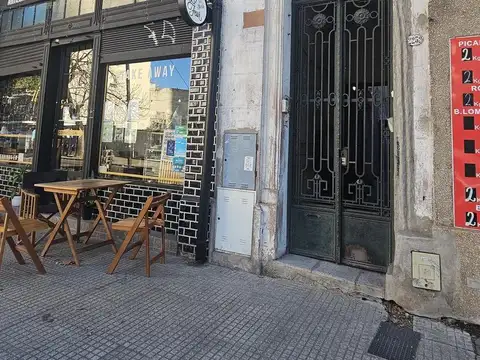 Depto Tipo Casa en Venta de 5 ambientes