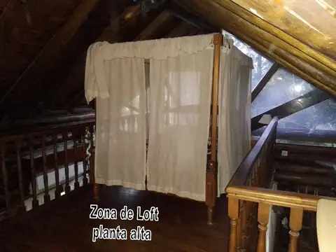 VENTA CASA ESTILO CABAÑA ZONA COMERCIAL PILAR