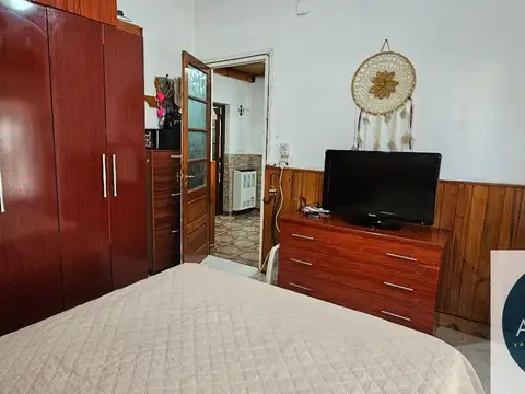 Casa 4 ambientes con 1 baño