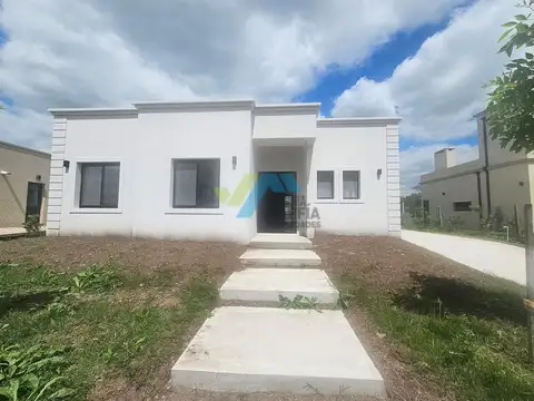Casa en Alquiler de 3 dormitorios