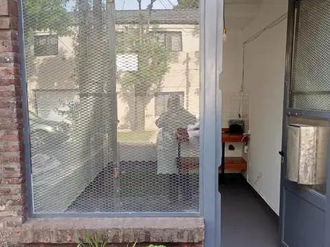 LOCAL EN VENTA EN HAEDO