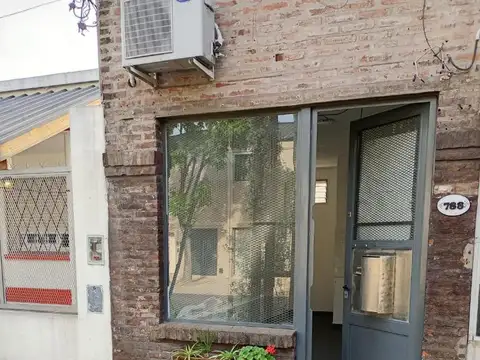 Local en Venta en Haedo, USD 25.000