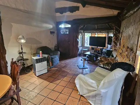 Casa en Venta con 1 cochera