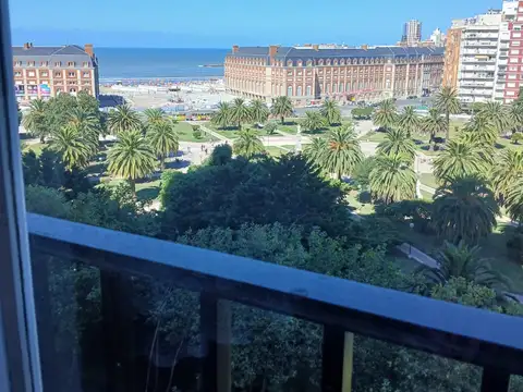 Departamento de 2 Ambientes con Vista Abierta a La Plaza Colón