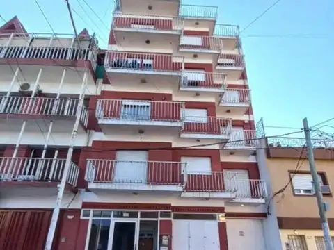 Departamento En Alquiler En Lomas Del Mirador