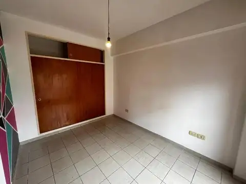 Departamento en Alquiler en Lomas del Mirador, $ 500.000