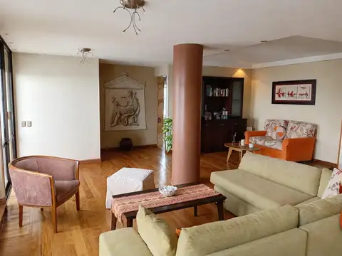 Departamento en Alquiler de 4 ambientes