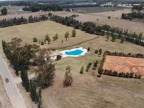 Pinares Country Club, RP192, Capilla del Señor, Provincia de Buenos Aires