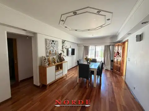 VENTA • MATADEROS • BARRIO NAON • CASA • 3 AMBIENTES •PATIO Y TERRAZA