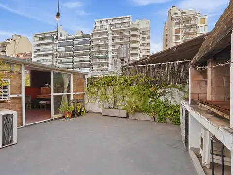 PH con terraza y parrilla en venta en Palermo