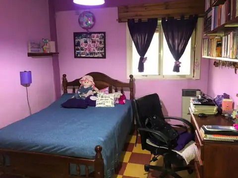 CASA EN VENTA :: ITUZAINGO :: 3 AMB + DEPTO MONO