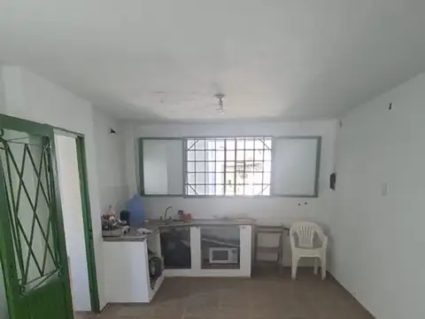 VENTA GALPÓN + CASA 2 DORM MALVINAS ARG. CÓRDOBA