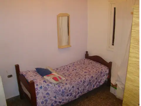 Casa americana sobre lote 11 x 20