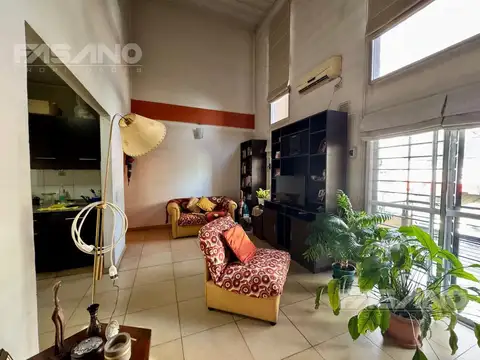 Departamento en  Villa Devoto, tipo Duplex en 2 plantas. Apto Crédito.