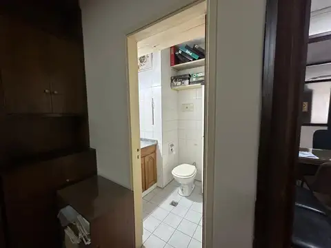 Oficina en Venta 25 años